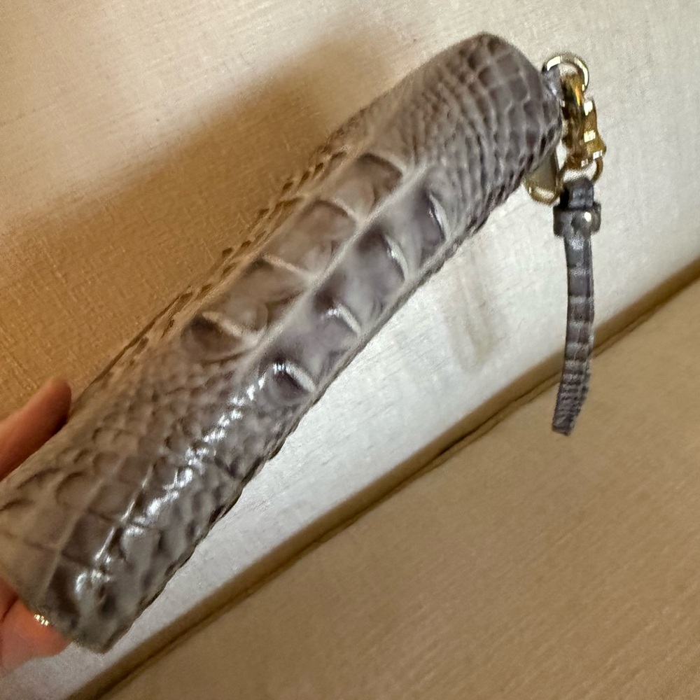 Brahmin Zora Wallet in Quill Melbourne - Picture 3 of 7